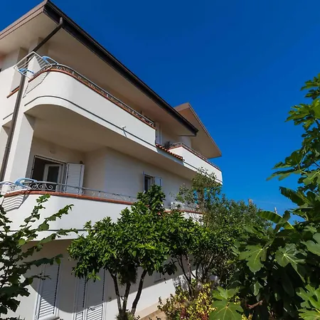 Appartamenti Torre Capo Vaticano Exterior photo